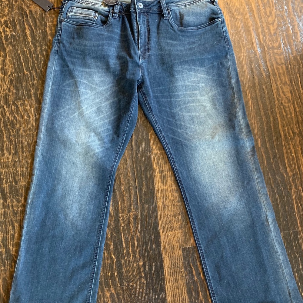 NWT Buffalo. Driven-X straight Stretch. W38-L30 .